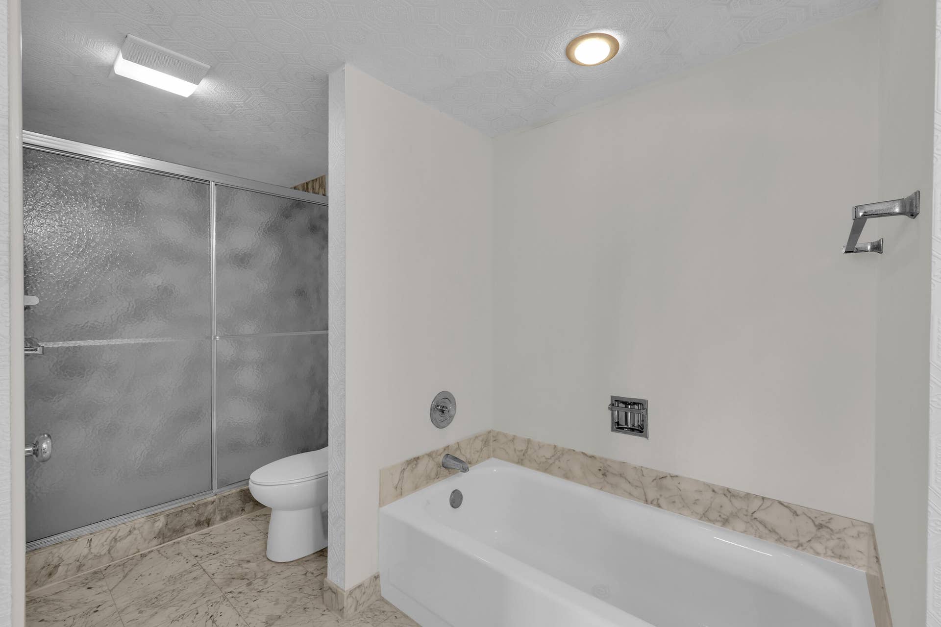 3400 N OCEAN Avenue, #1605, Singer Island, FL 33404 22_8p3a6379
