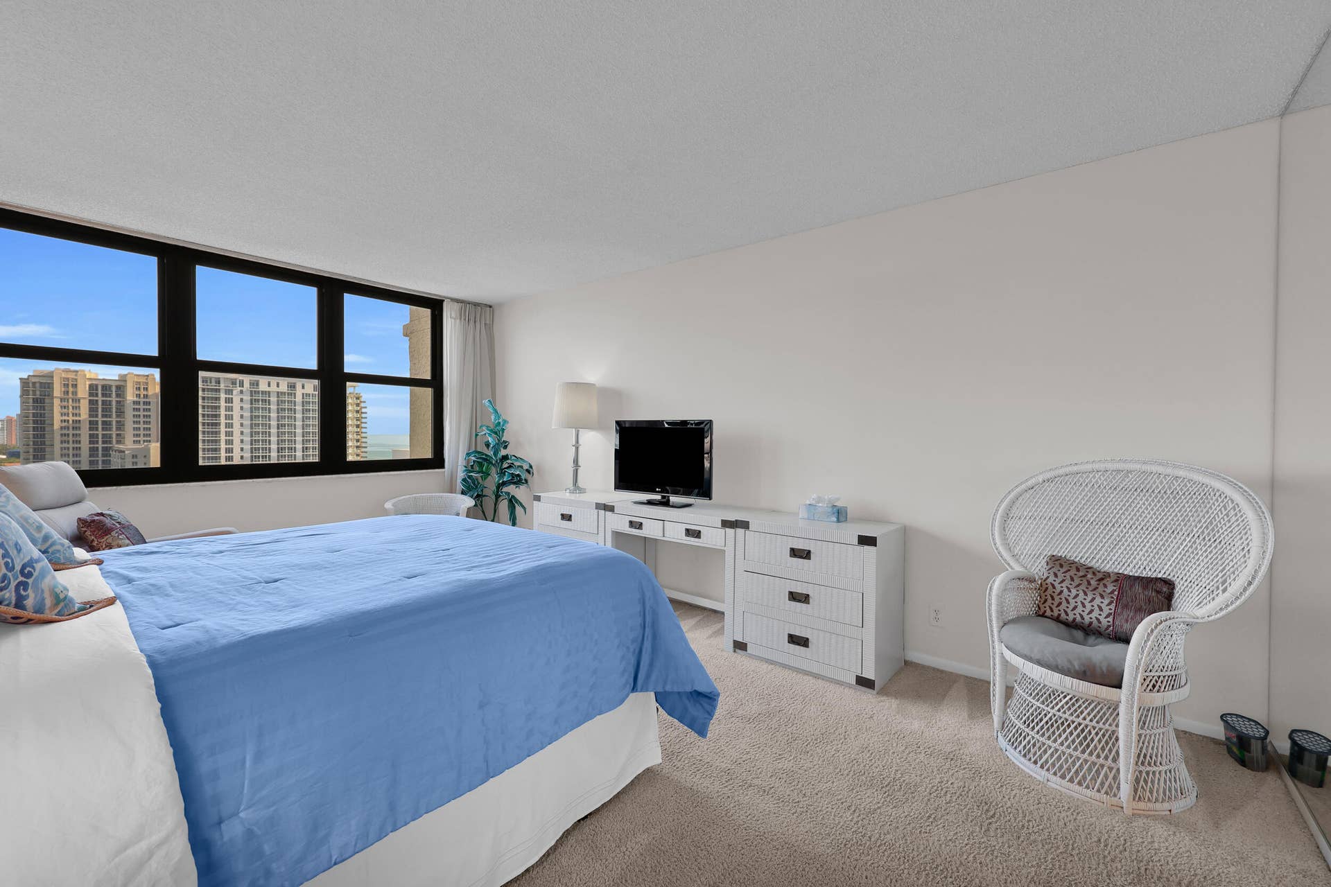 3400 N OCEAN Avenue, #1605, Singer Island, FL 33404 23_8p3a6394