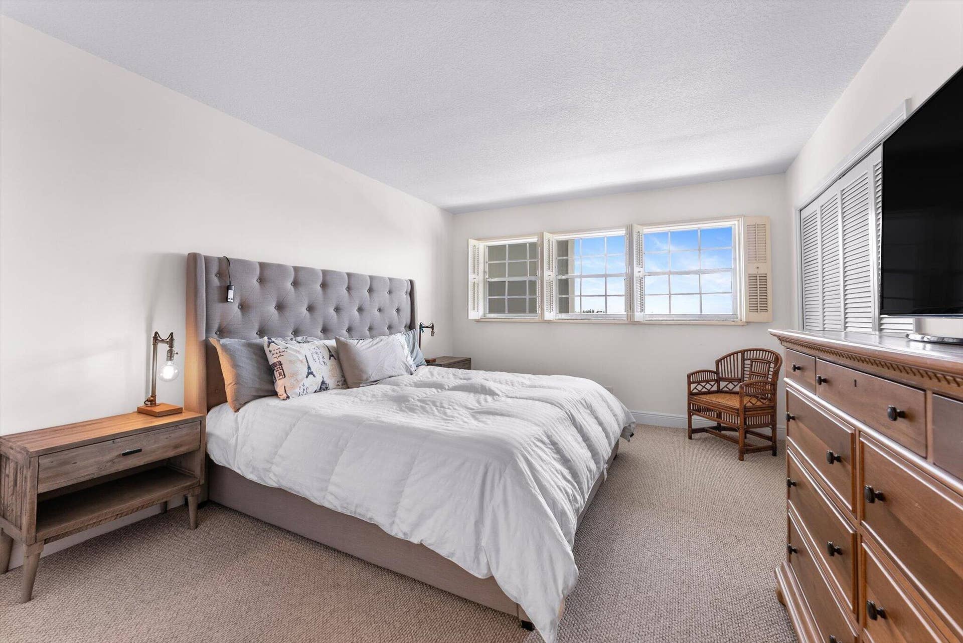 3051 N Course Drive, #909, Pompano Beach, FL 33069 22-22