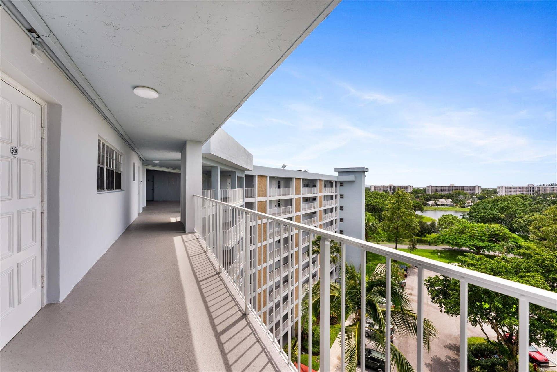 3051 N Course Drive, #909, Pompano Beach, FL 33069 06-6