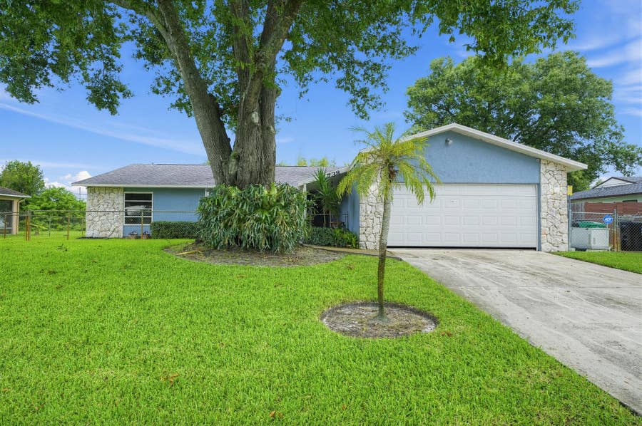 Property photo for 1738 SW BEEKER Street, Port St Lucie, FL