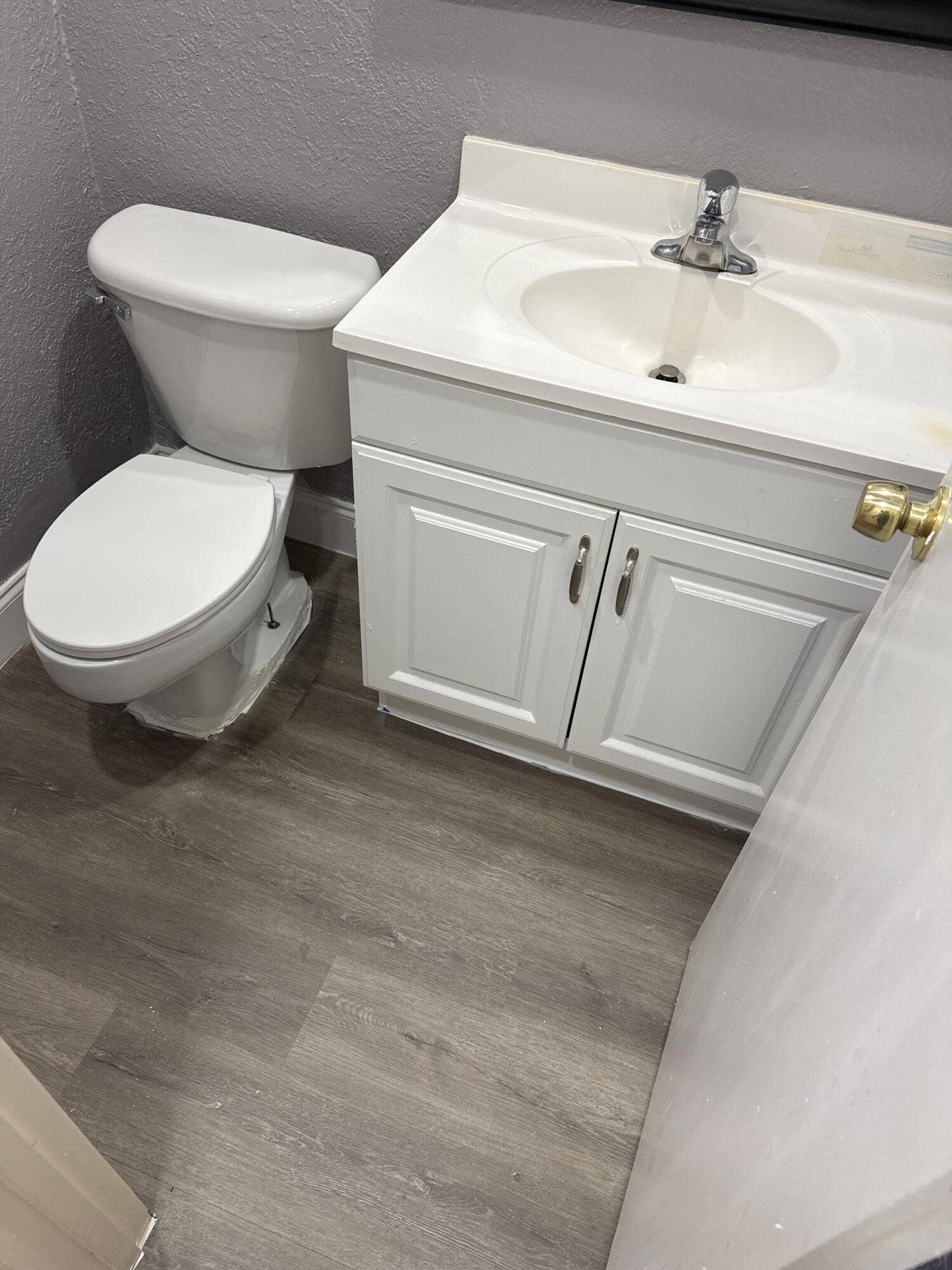 4720 NW 9TH Court, #4720, Plantation, Plantation, FL 33317 half bathroom
