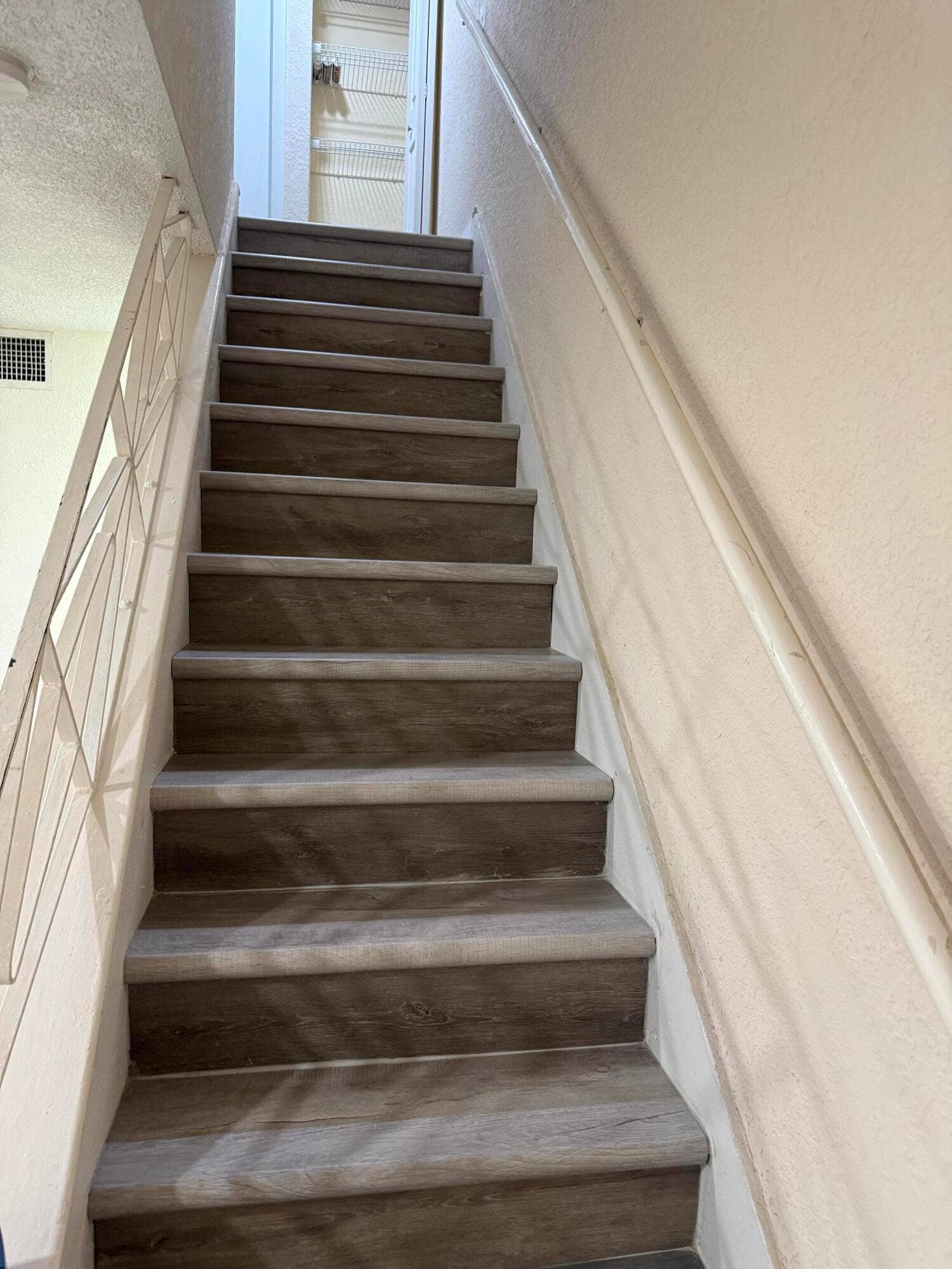 4720 NW 9TH Court, #4720, Plantation, Plantation, FL 33317 stairway