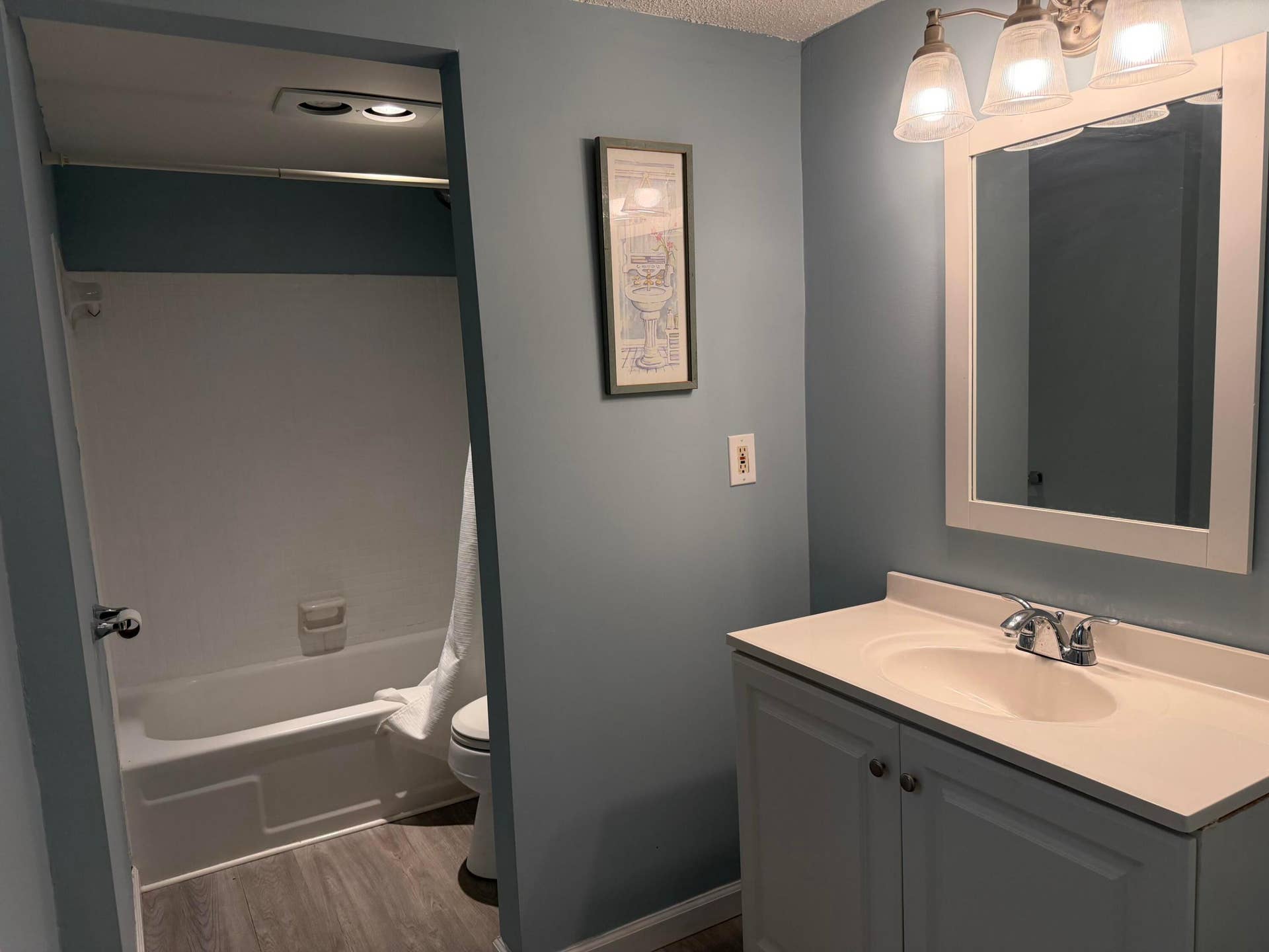 950 S Kanner Highway, #C 10, Stuart, FL 34994 Bathroom 1 with separate vanity from watercloset.