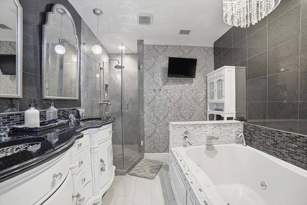 938 Arlington Drive, West Palm Beach, FL 33415 25-Bedroom3-Bathroom