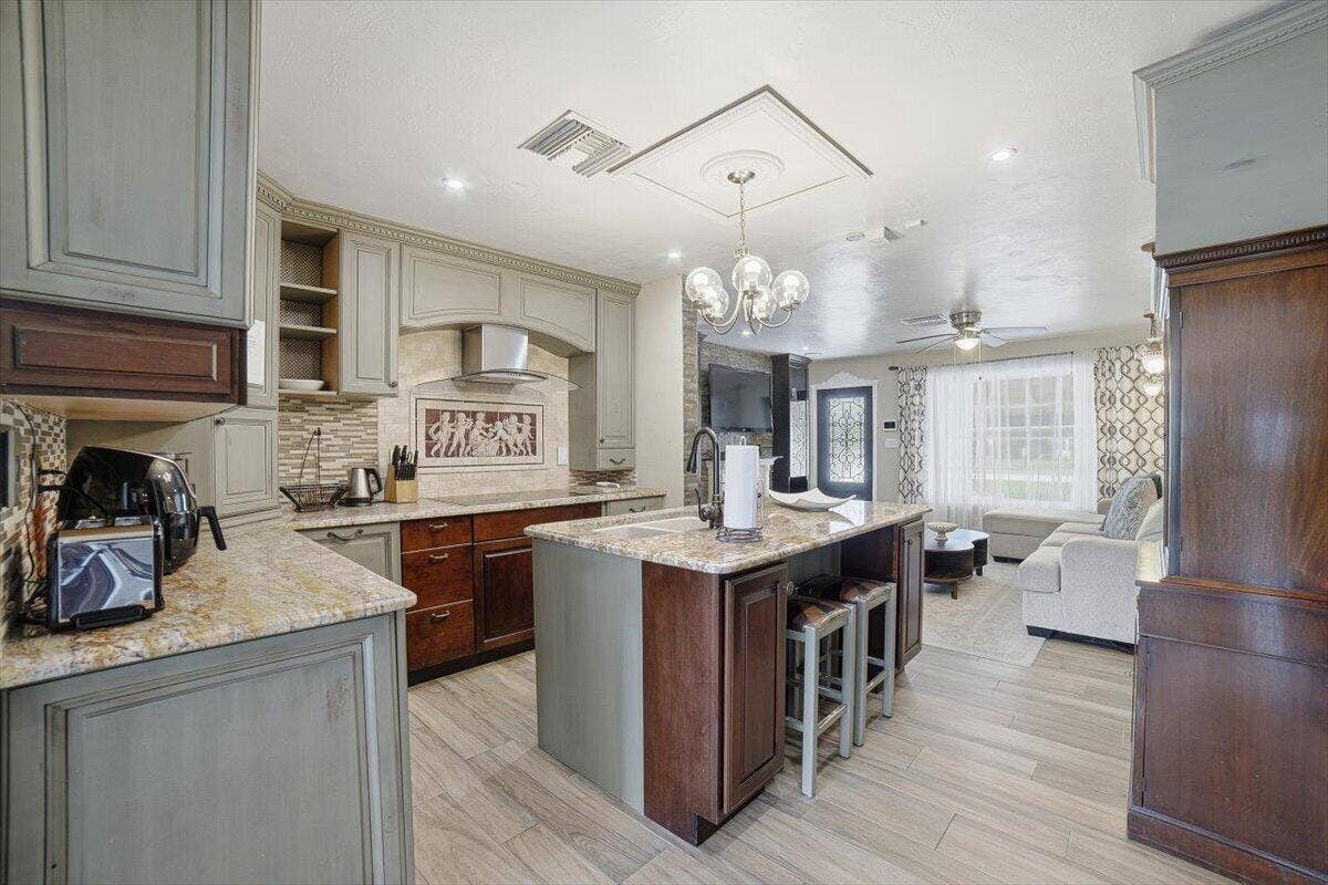 938 Arlington Drive, West Palm Beach, FL 33415 16-Kitchen-B