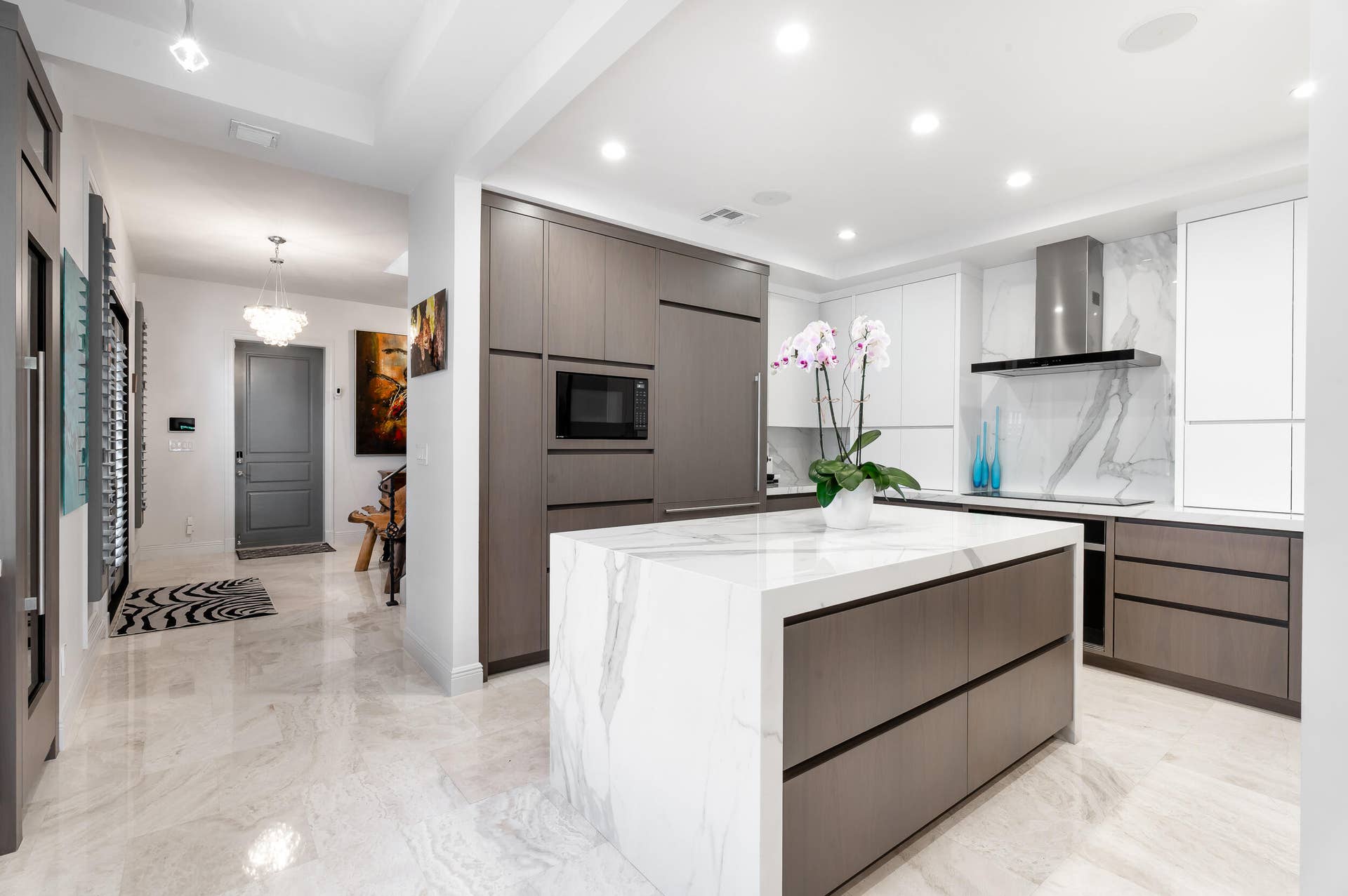 411 Hendricks Isle, Fort Lauderdale, FL 33301 Kitchen