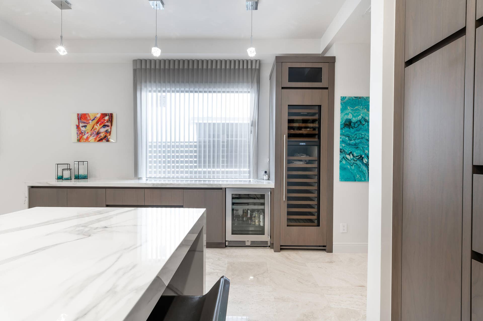 411 Hendricks Isle, Fort Lauderdale, FL 33301 & Perlick bar fridge