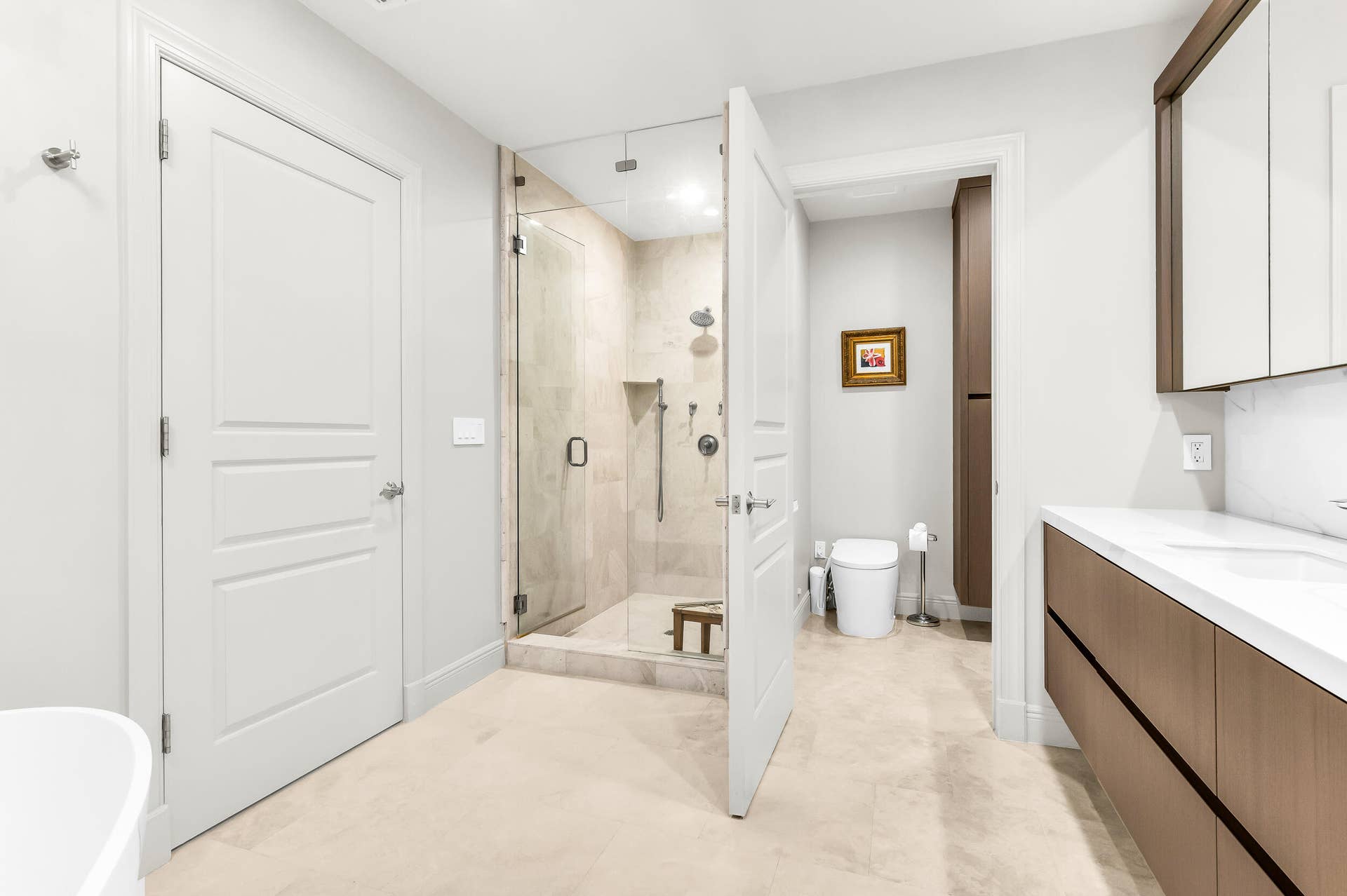 411 Hendricks Isle, Fort Lauderdale, FL 33301 Primary Bathroom