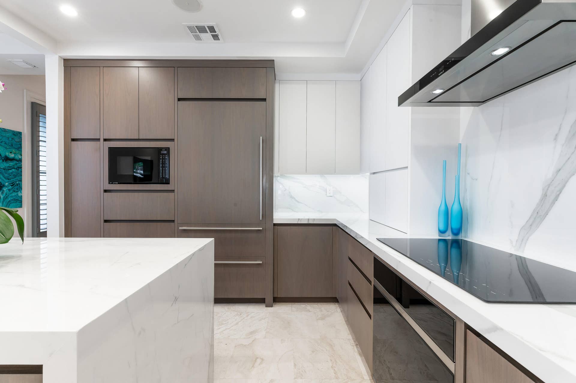 411 Hendricks Isle, Fort Lauderdale, FL 33301 Wolf Induction Stove Top