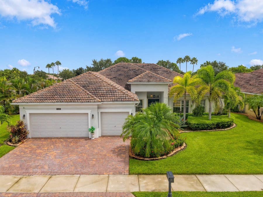 Property photo for 11490 SW AVENTINO Drive, Port St Lucie, FL