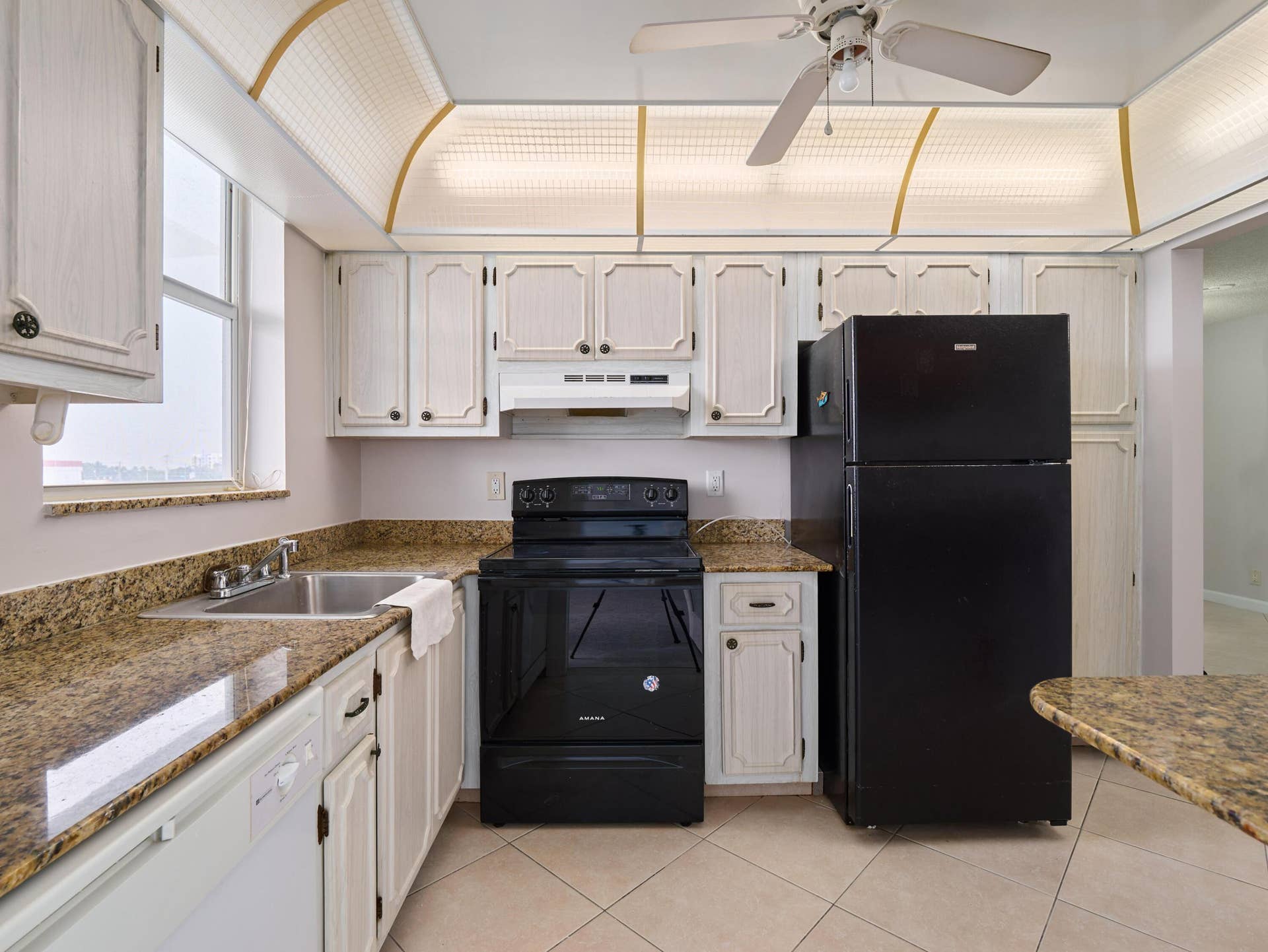 104 Paradise Harbour Boulevard, #402, North Palm Beach, FL 33408 P1193356_HDR