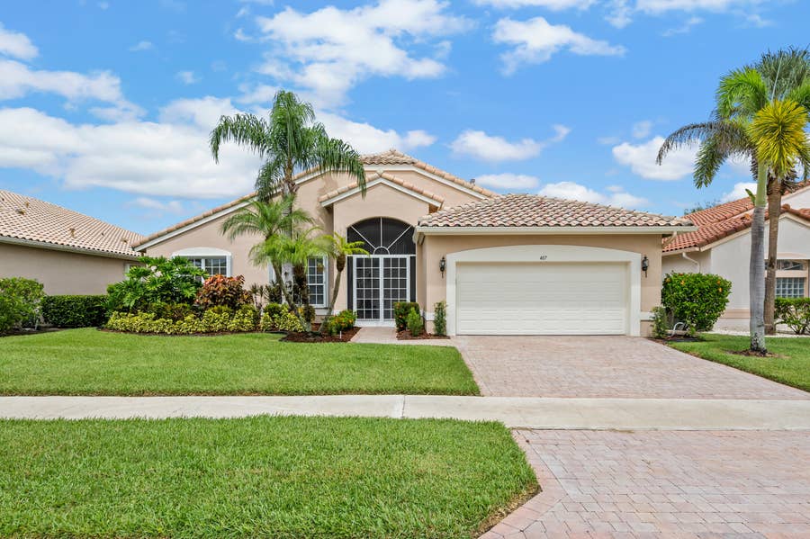 Property photo for 407 NW SHOREVIEW Drive, Port St Lucie, FL