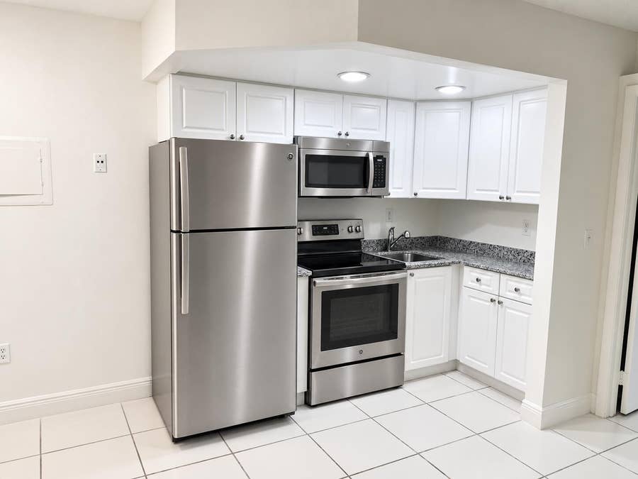 Property photo for 19455 NE 10 Avenue, #2-318, North Miami Beach, FL