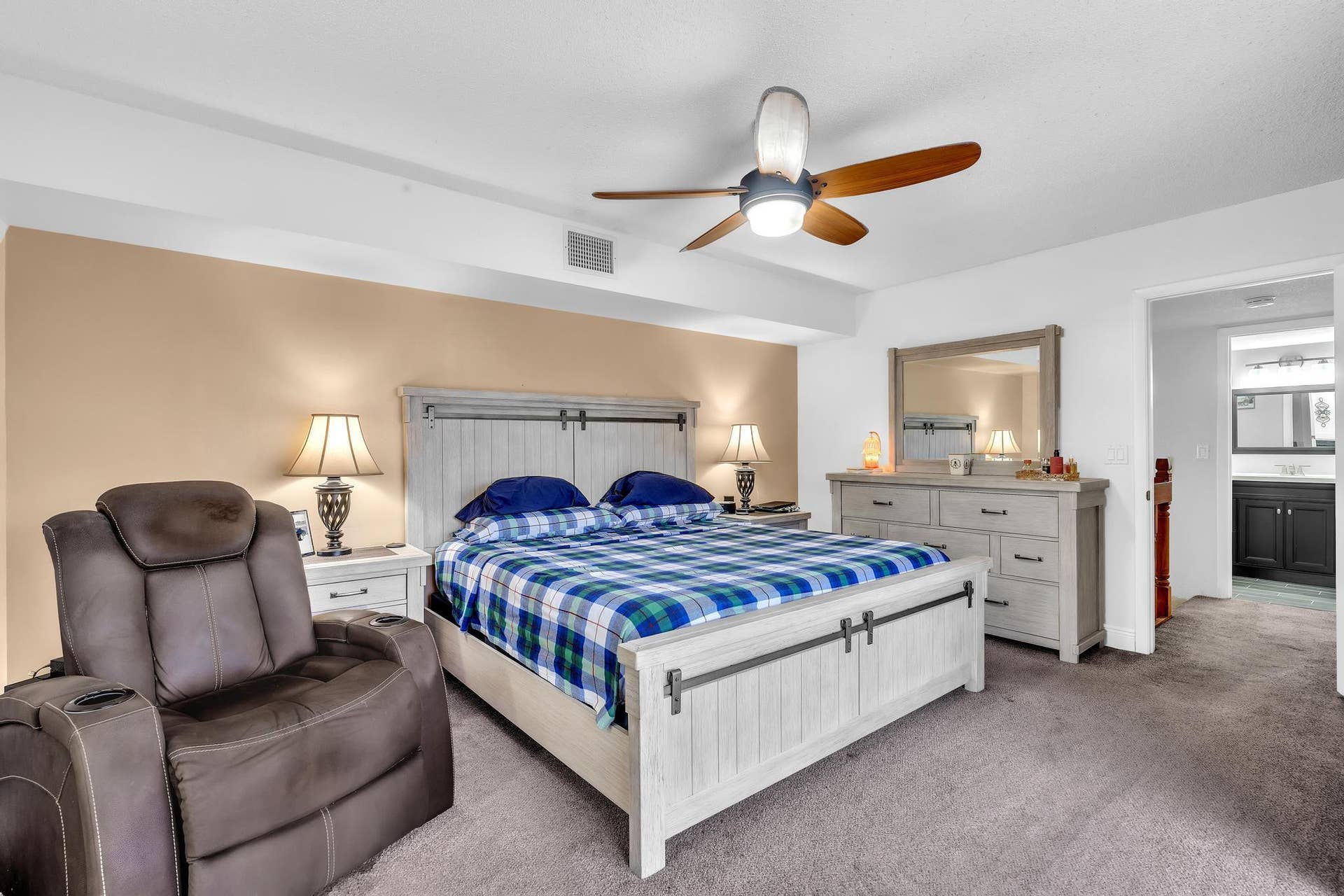 1214 SW 120TH Way, #1214, Davie, FL 33325 PRIMARY BEDROOM WITH SLIDING DOORS TO BALCONY OVERLOOKING HUGE LAKE .