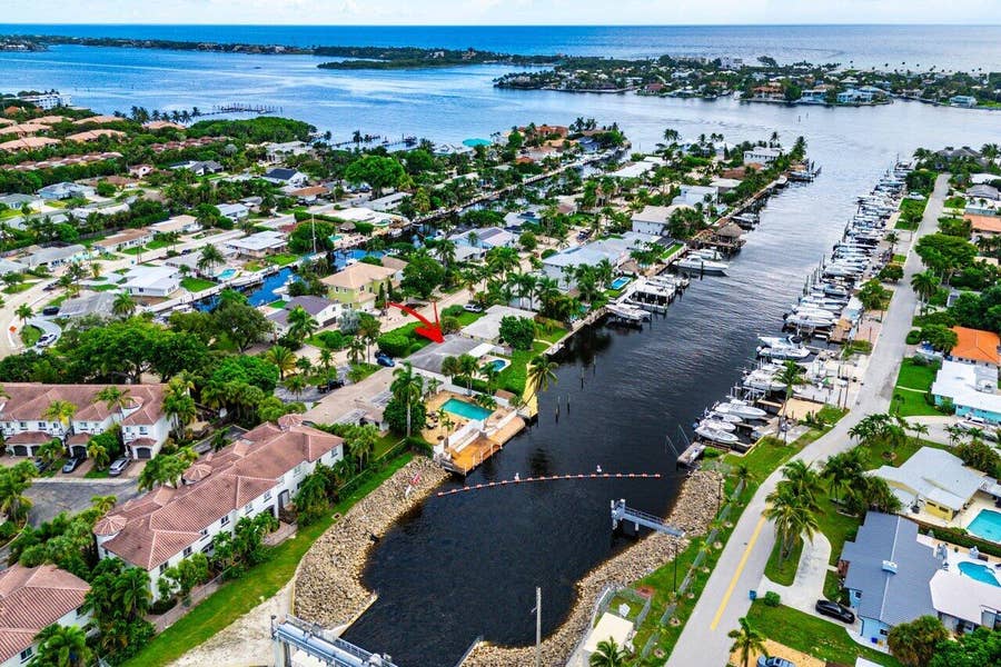 Property photo for 638 Shore Drive, Boynton Beach, FL