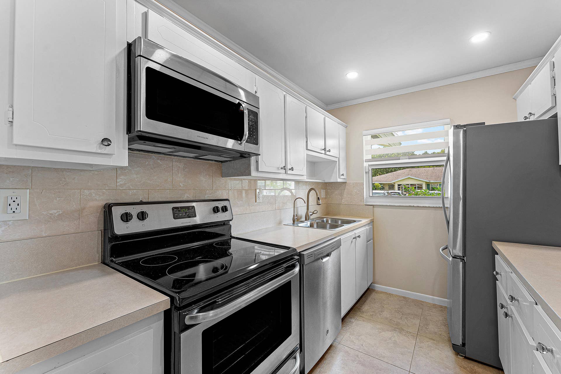 14250 NESTING Way, #C, Delray Beach, FL 33484 015-14250NestingWay-C-DelrayBeach-FL-334