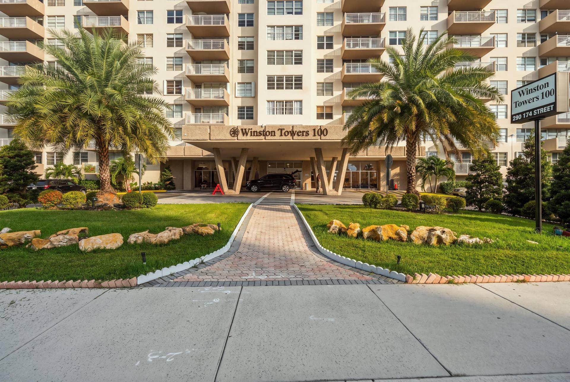 250 174TH Street, #1719, Sunny Isles Beach, FL 33160 1