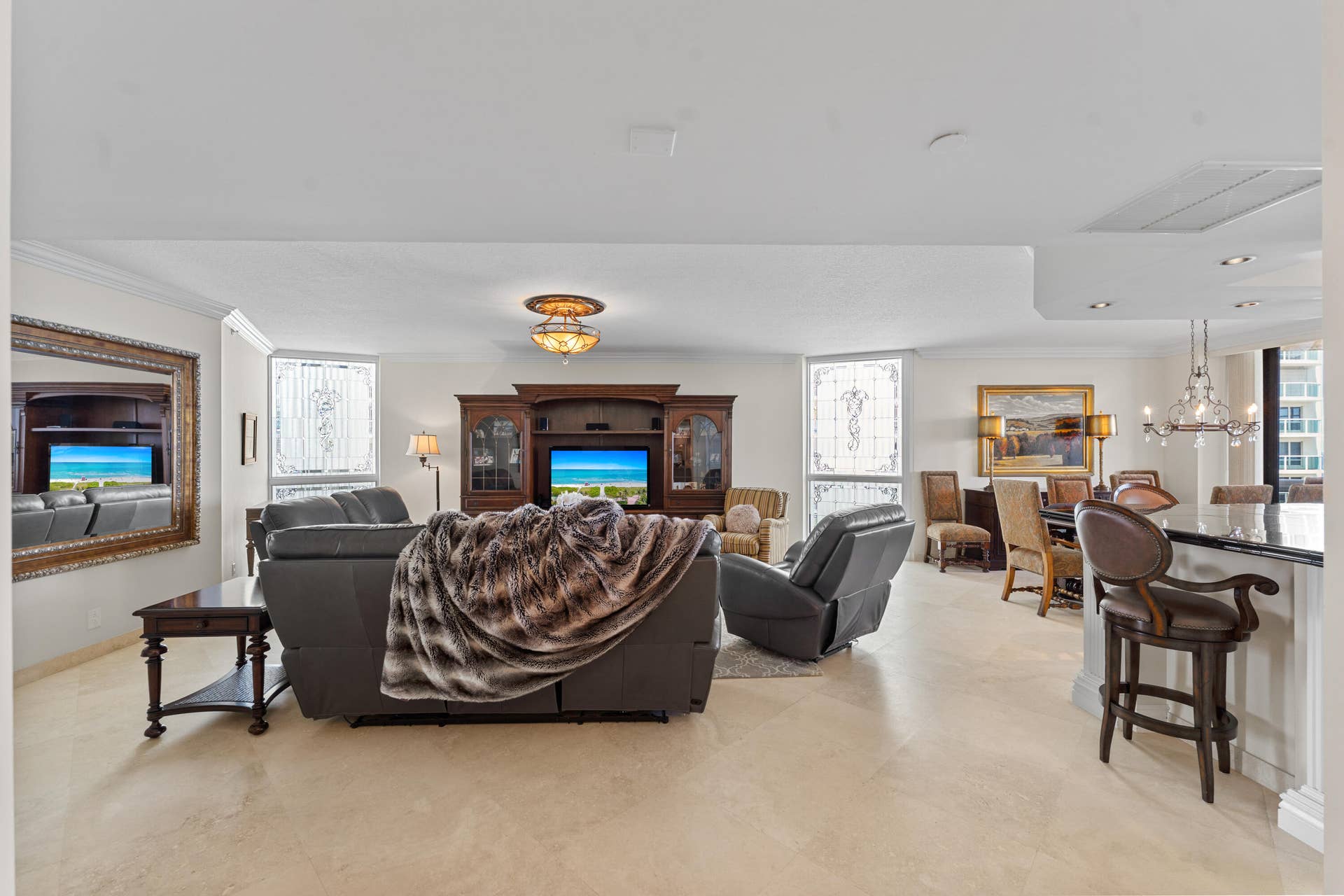 3200 N OCEAN Boulevard, #701, Fort Lauderdale, FL 33308 Great room