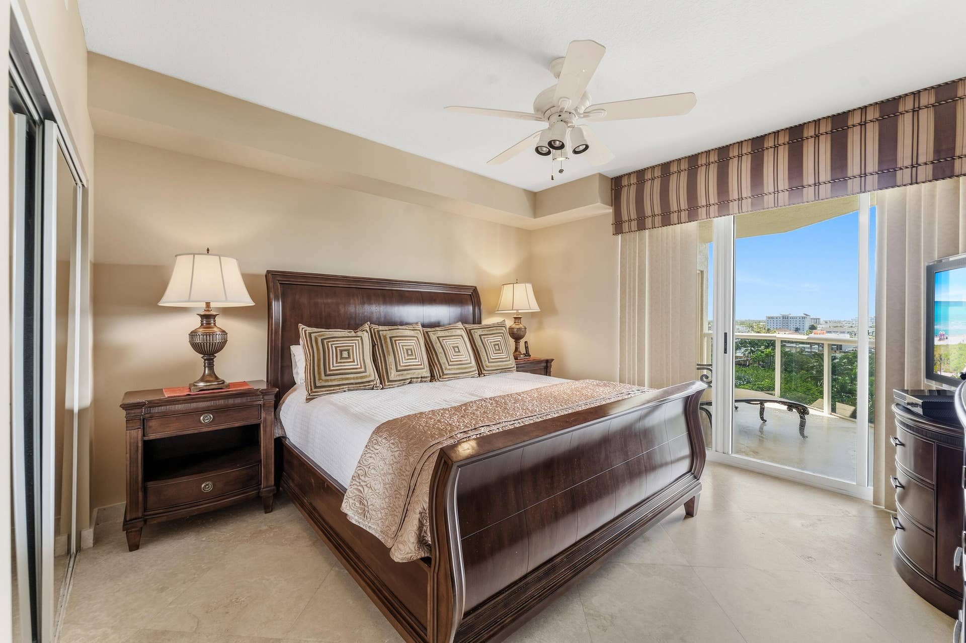 3200 N OCEAN Boulevard, #701, Fort Lauderdale, FL 33308 Third bedroom