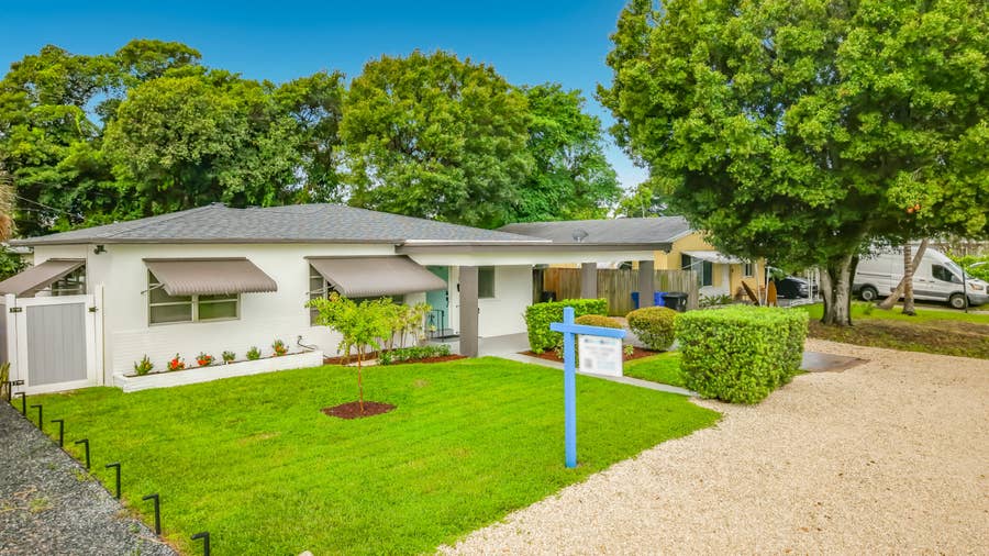 Property photo for 1110 SW 31st Street, Fort Lauderdale, FL