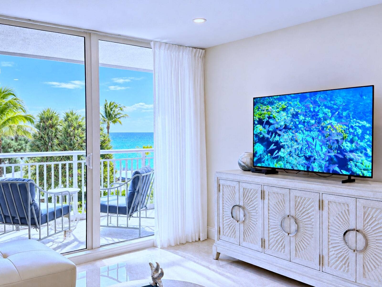 3546 S Ocean Boulevard, #422, South Palm Beach, FL 33480 IMG_1399_2 2