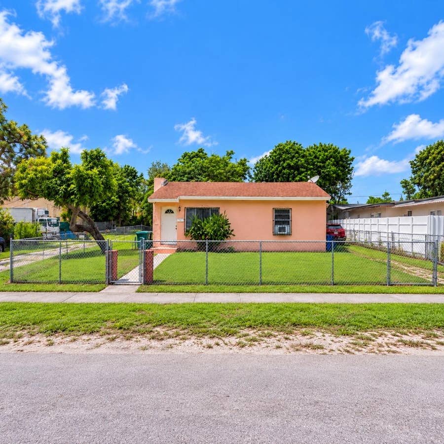Property photo for 915 RUTLAND Street, Opa Locka, FL