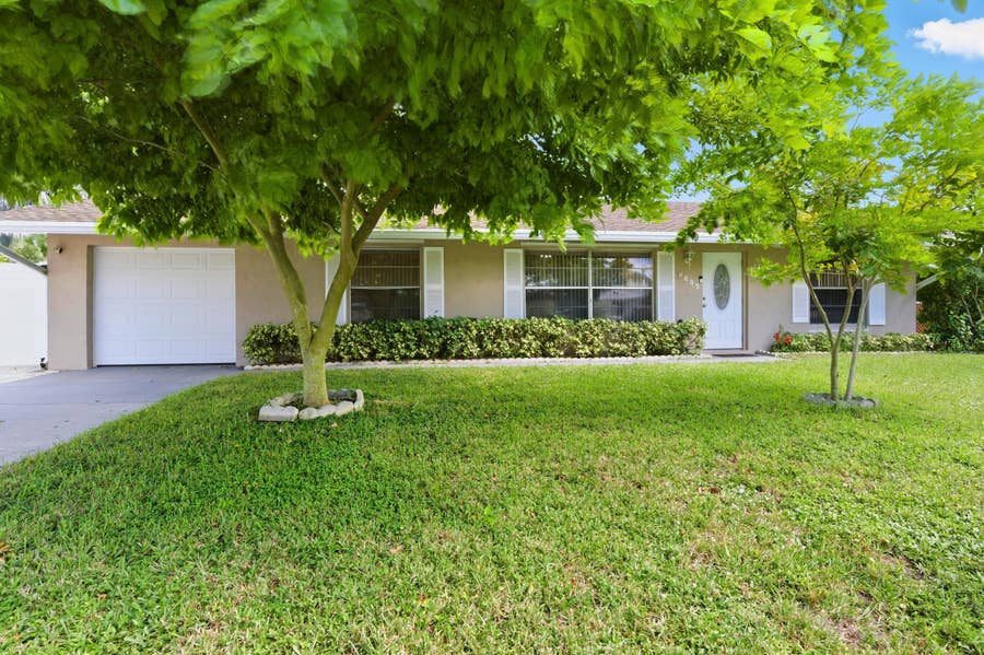 Property photo for 8685 SE KEATHLEY Court, Hobe Sound, FL
