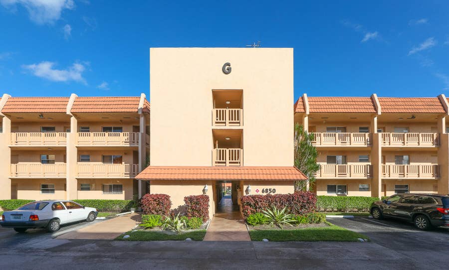 Property photo for 6850 ROYAL PALM Boulevard, #303G, Margate, FL