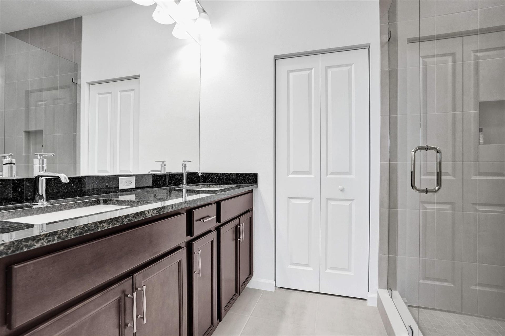 Dual Sinks