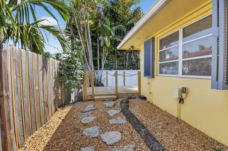Property photo for 111 SE 7th Avenue, #D & C, Delray Beach, FL