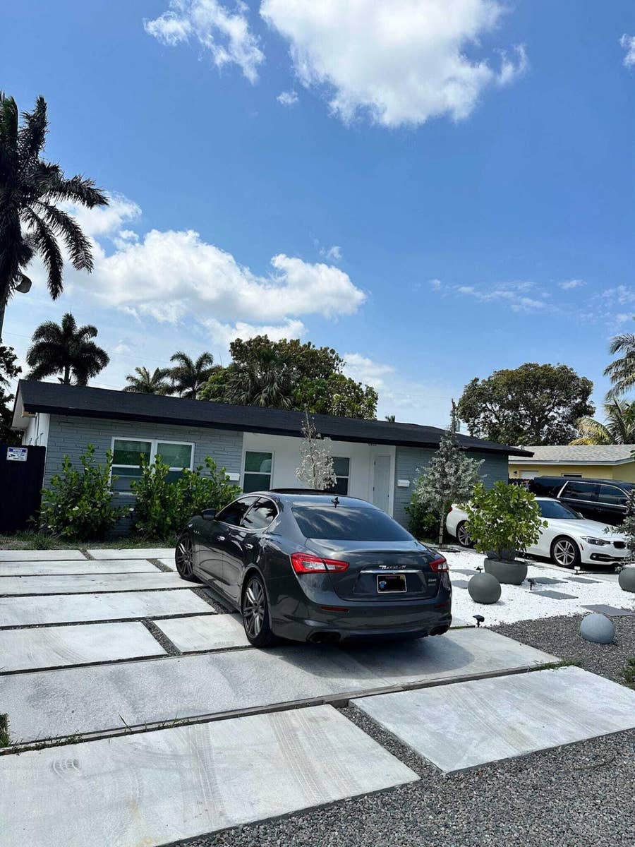 Property photo for 1010 SW 30th Street, Fort Lauderdale, FL