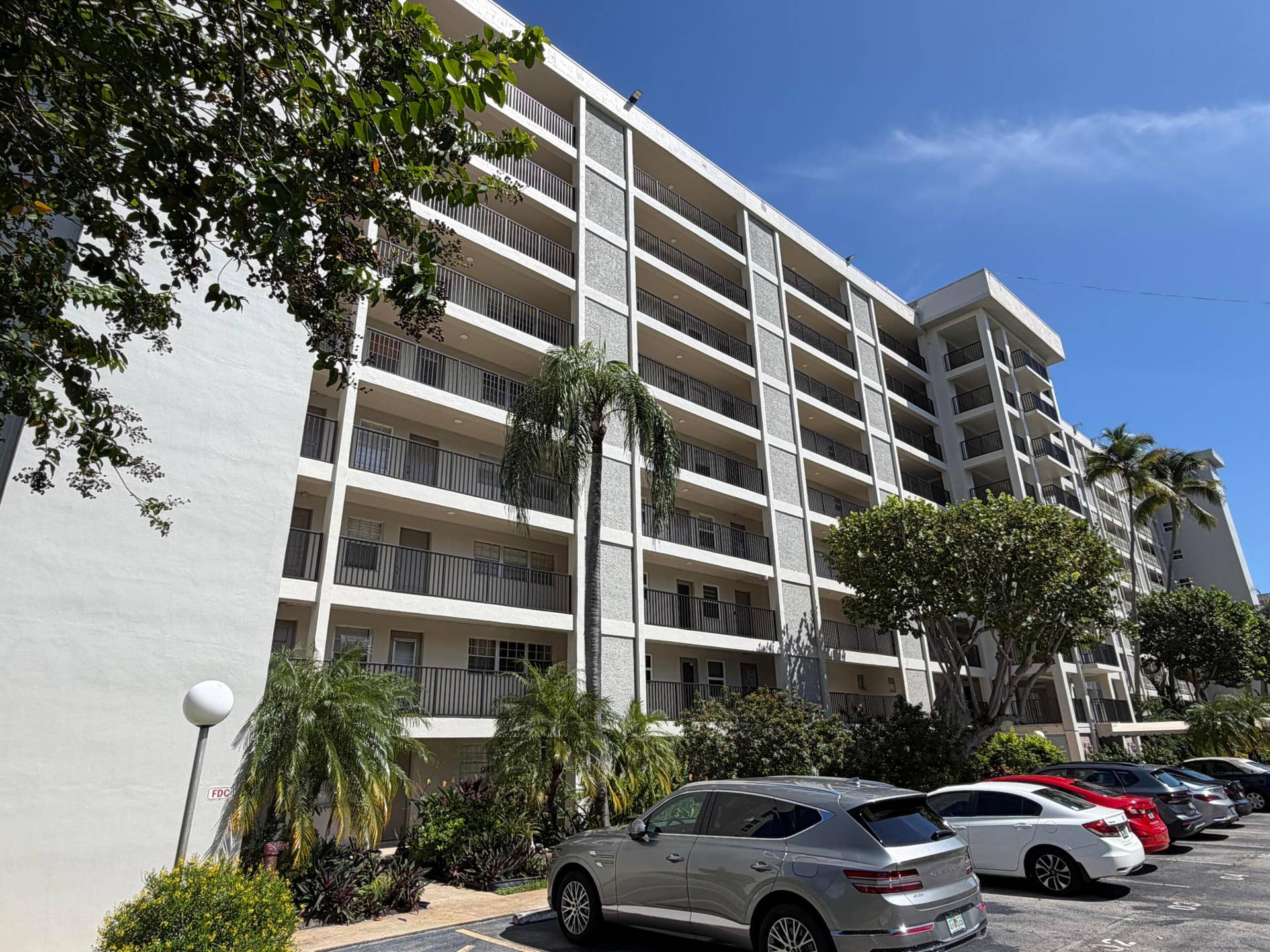 2661 S Course Drive, #105, Pompano Beach, FL 33069 IMG_3080