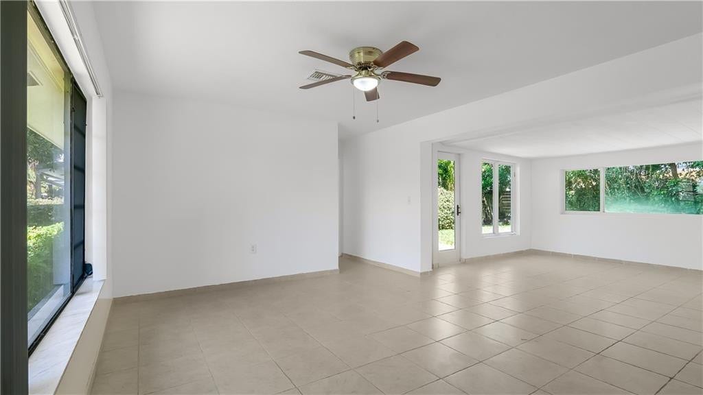 2161 NE 35TH Street, Lighthouse Point, Lighthouse Point, FL 33064 Photo 3