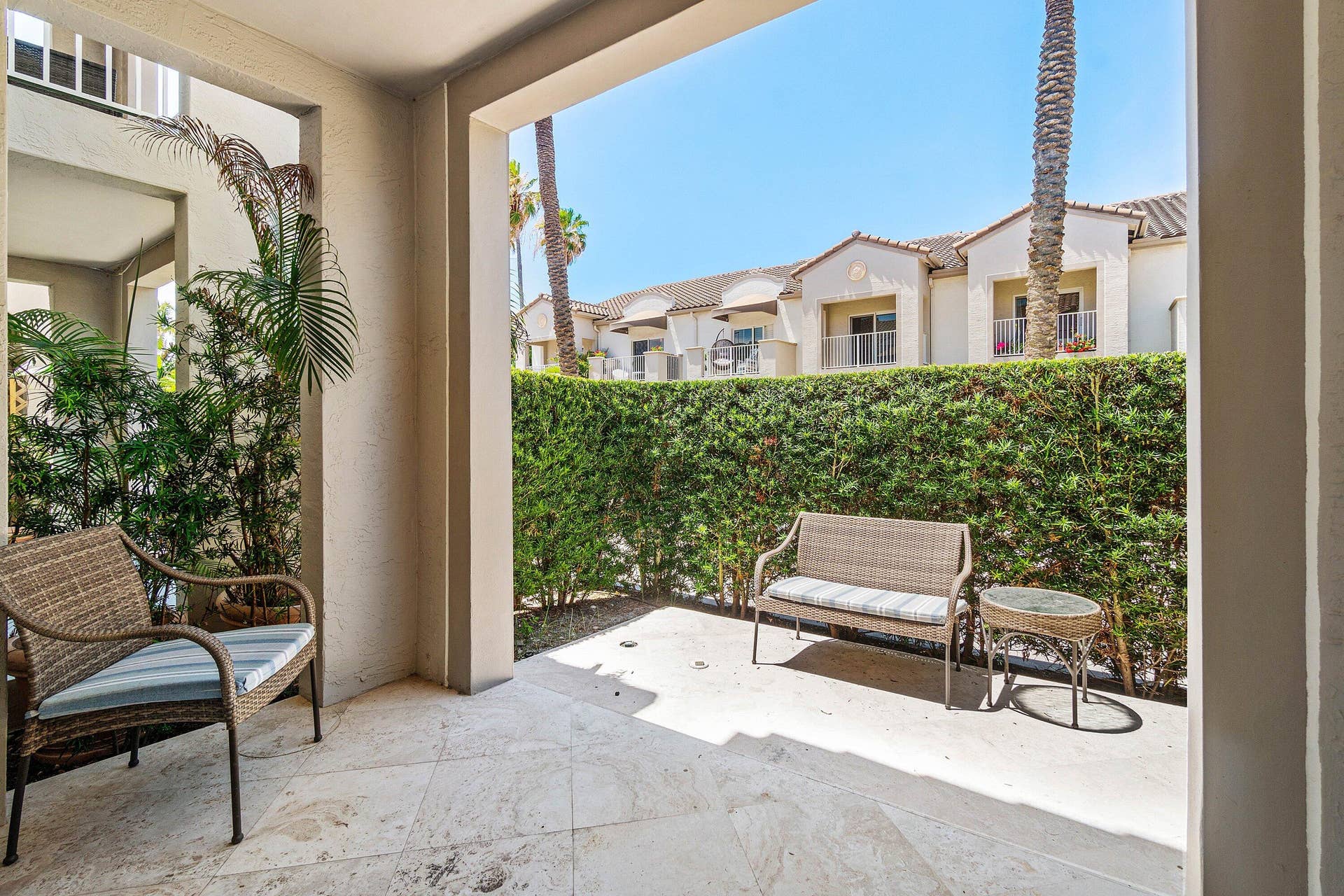 028-3604SouthOceanBoulevard-105-Highland