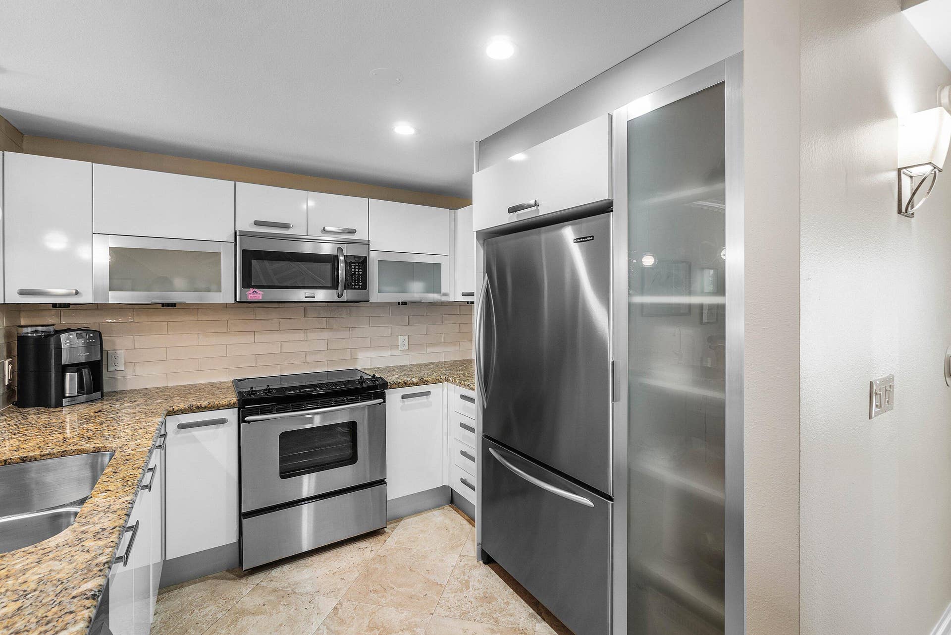 008-3604SouthOceanBoulevard-105-Highland