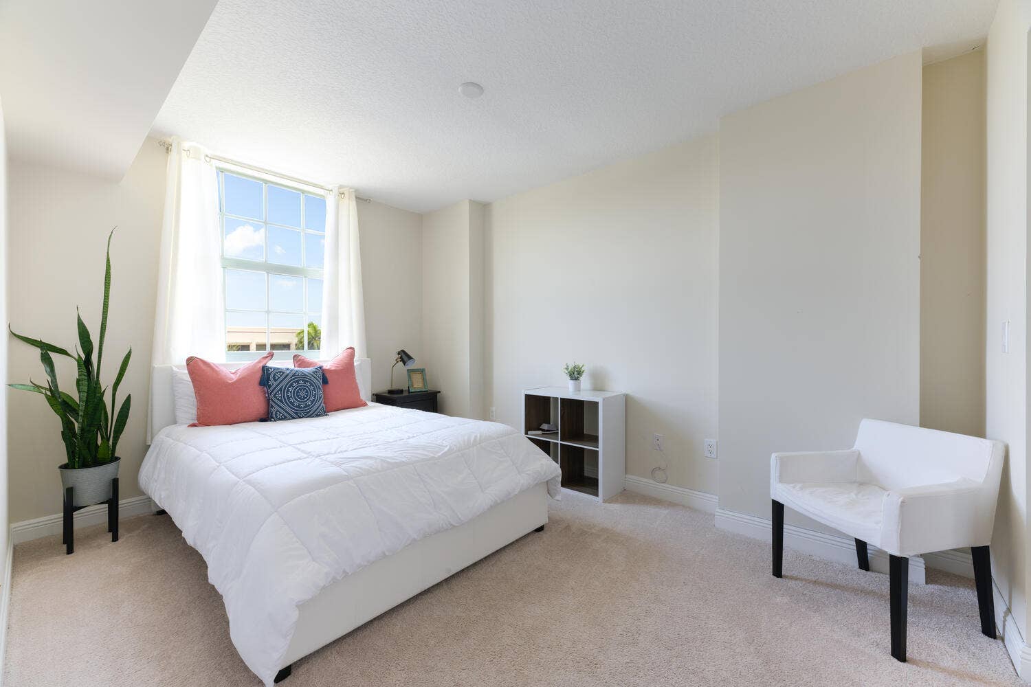 610 Clematis Street, #406, West Palm Beach, FL 33401 610 Clematis St Apt 406 West-large-015-0