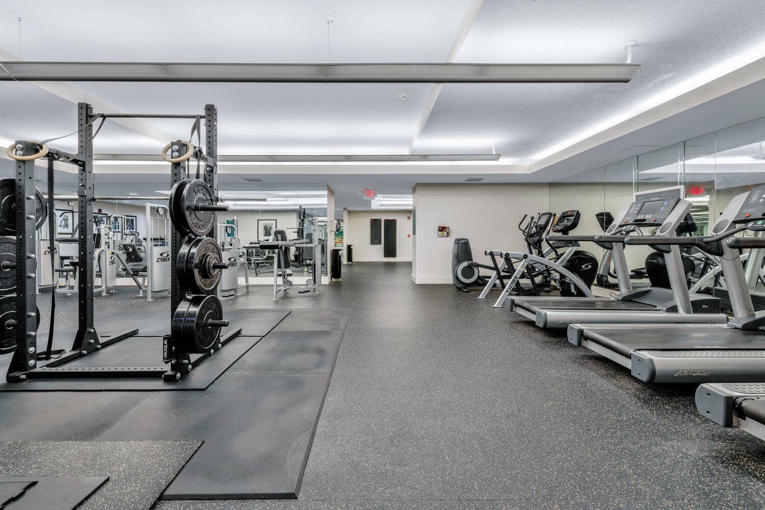 610 Clematis Street, #406, West Palm Beach, FL 33401 610 Clematis St Apt 406 West-large-025-0