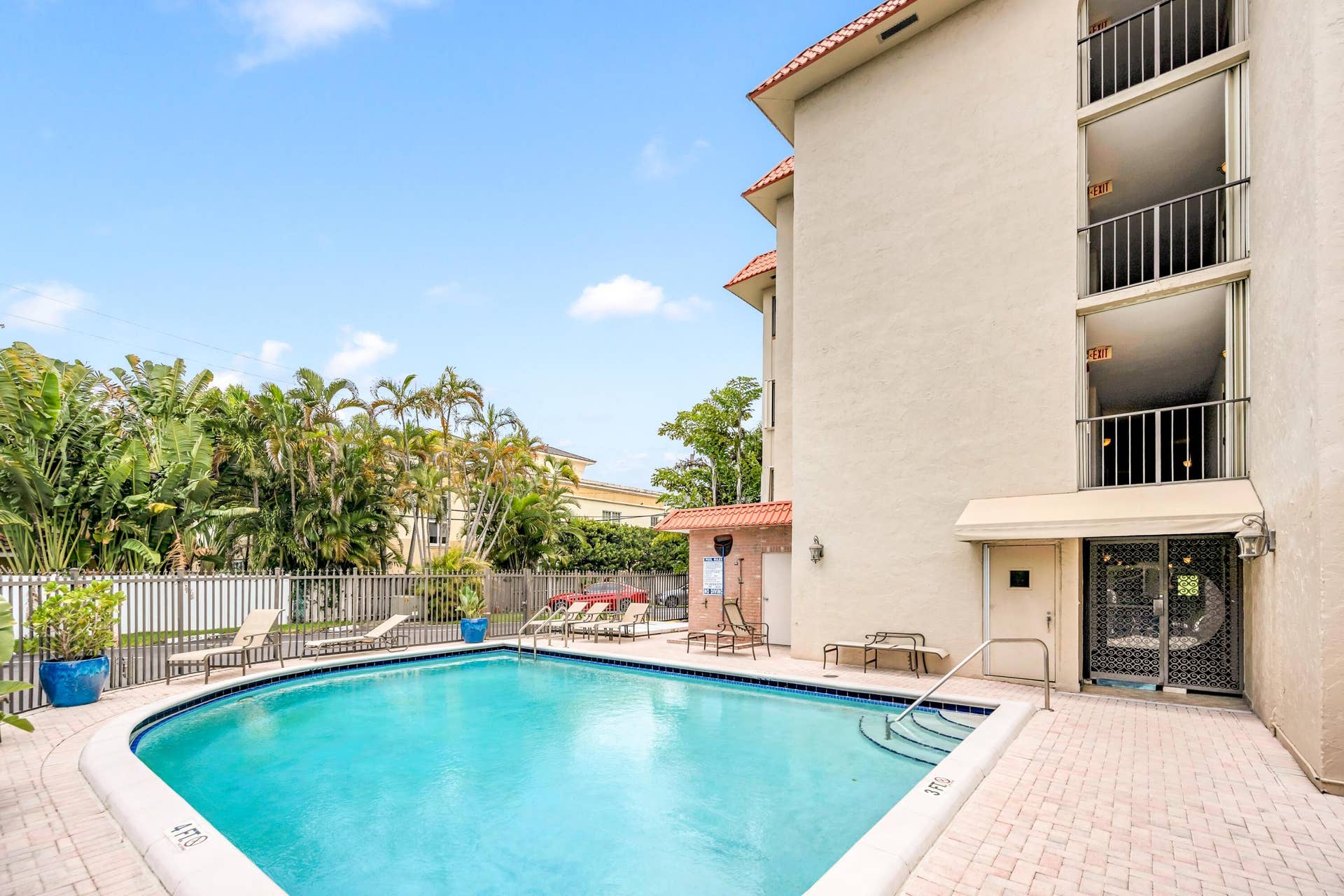 615 NE 12th Avenue, #301, Fort Lauderdale, FL 33304 615 NE 12TH -20