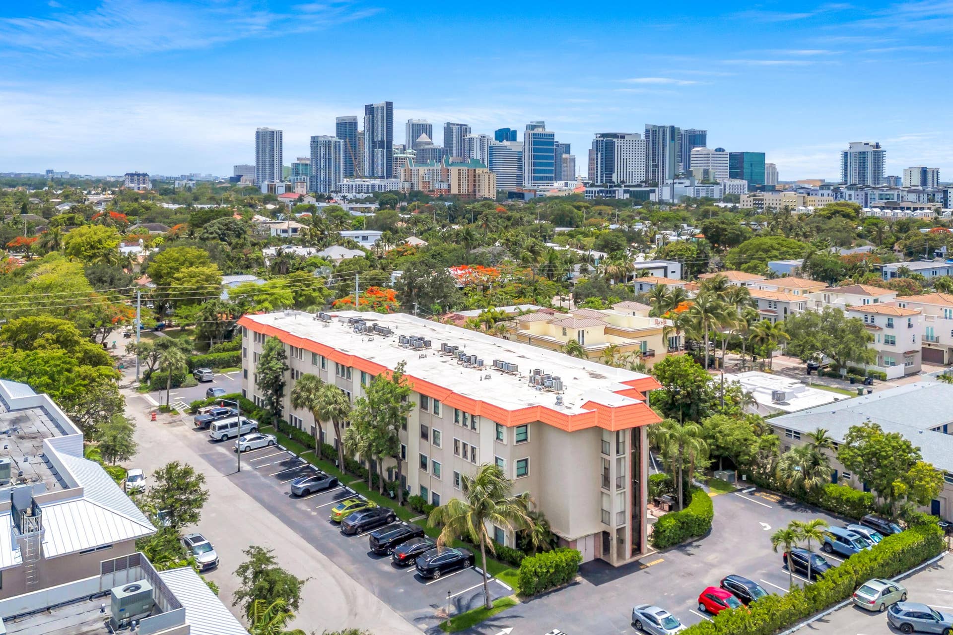 615 NE 12th Avenue, #301, Fort Lauderdale, FL 33304 615 NE 12TH -23