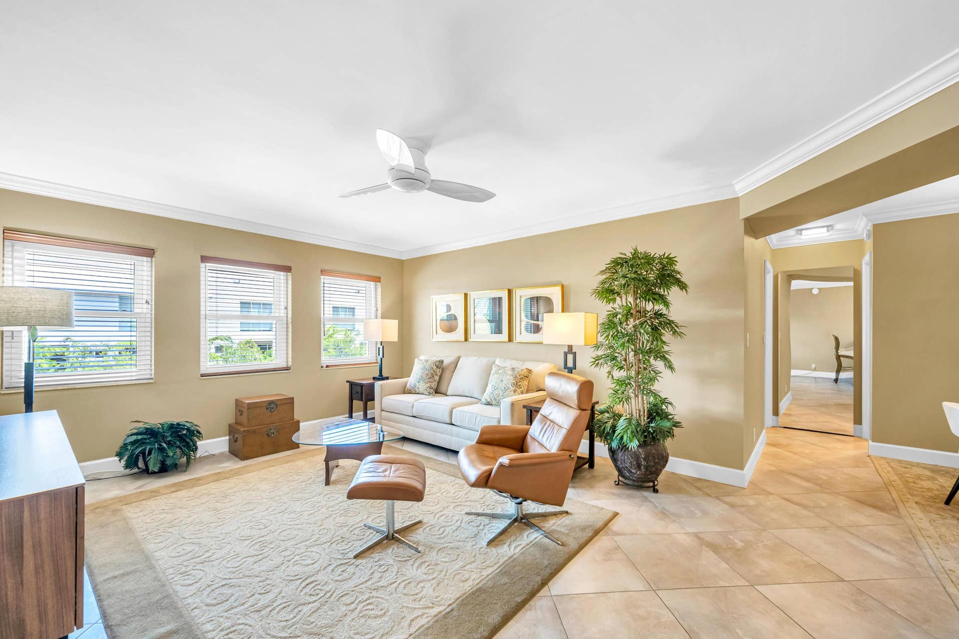 615 NE 12th Avenue, #301, Fort Lauderdale, FL 33304 615 NE 12TH ST -11