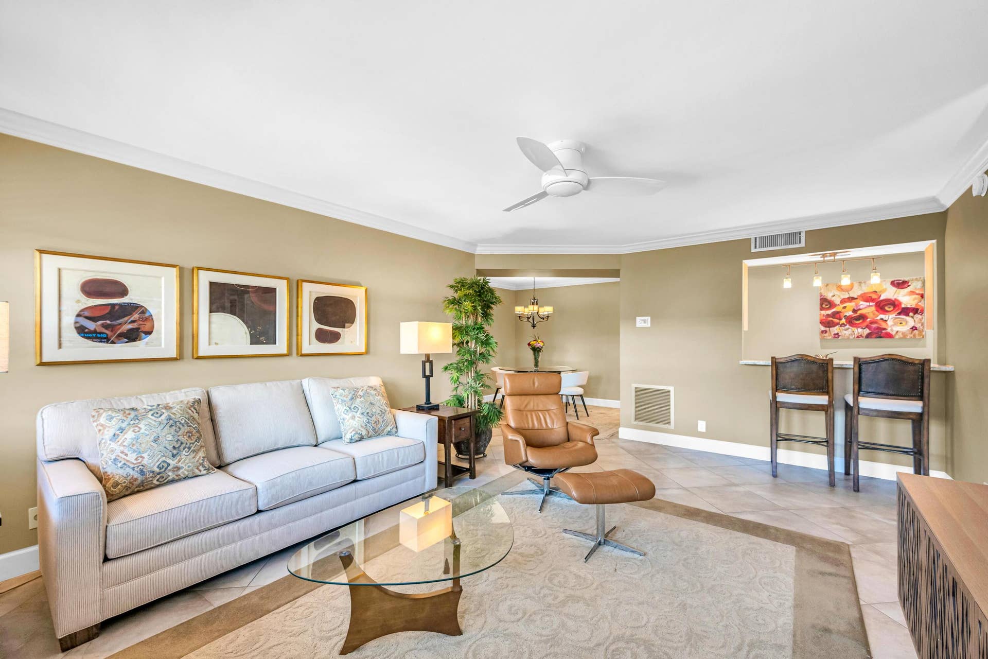 615 NE 12th Avenue, #301, Fort Lauderdale, FL 33304 615 NE 12TH ST -14
