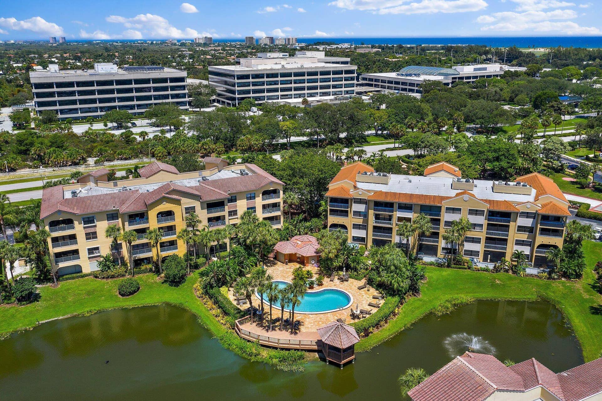700 Uno Lago Drive, #404, Juno Beach, FL 33408 058-700UnoLagoDr304-JunoBeach-FL-SMALL