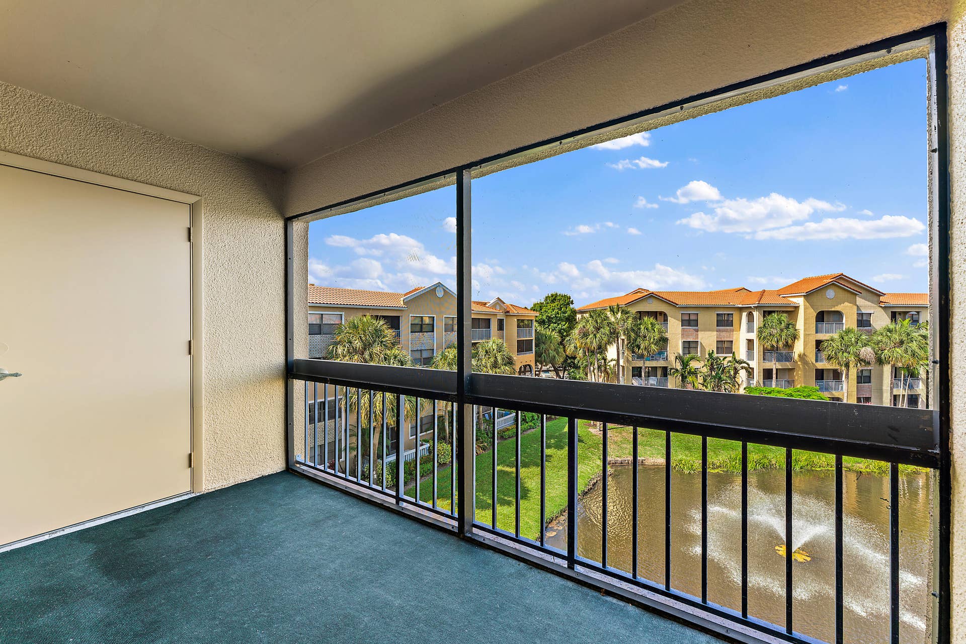 700 Uno Lago Drive, #404, Juno Beach, FL 33408 024-700UnoLagoDr-404-JunoBeach-FULL