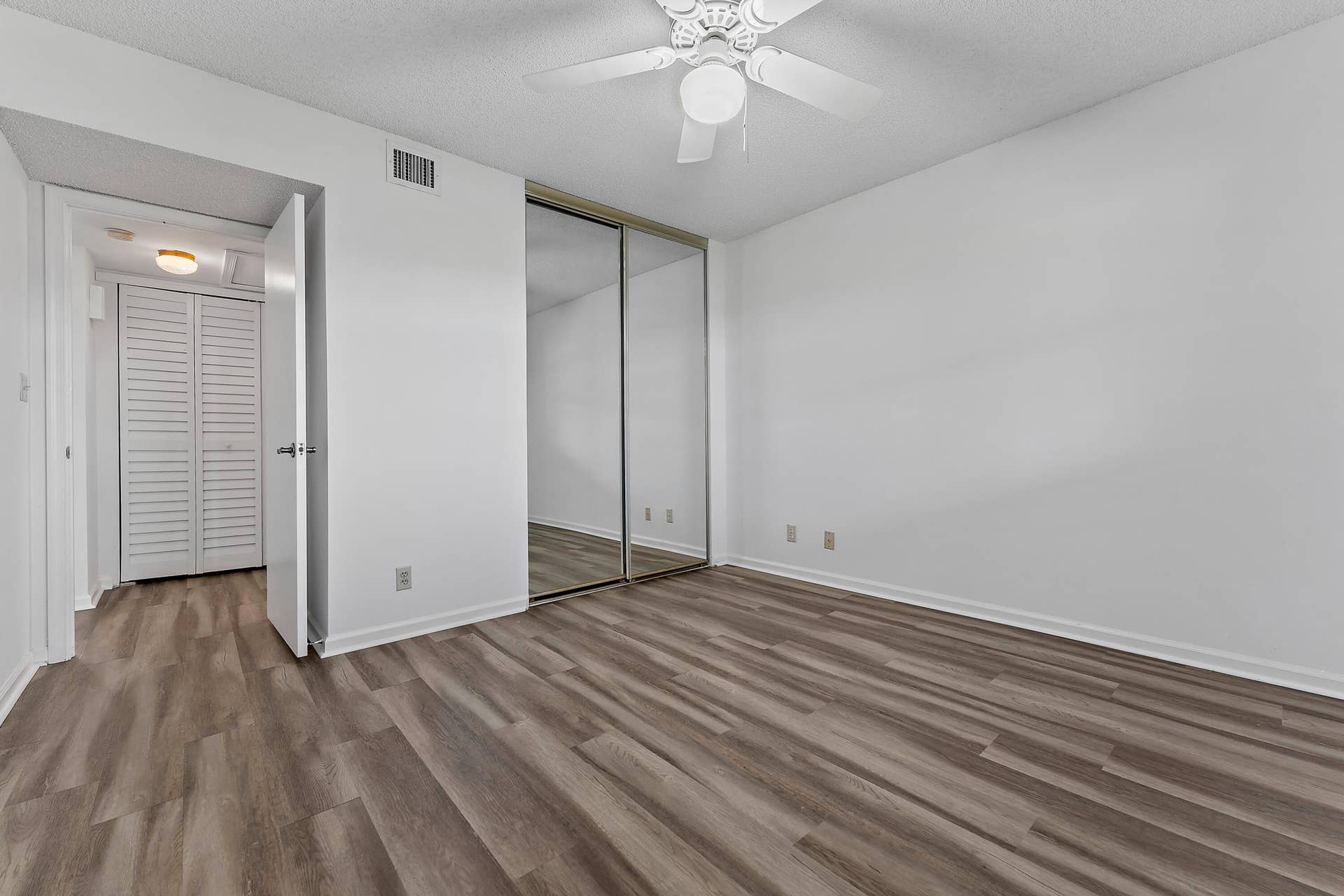 700 Uno Lago Drive, #404, Juno Beach, FL 33408 014-700UnoLagoDr-404-NorthPalmBeach-FL-3