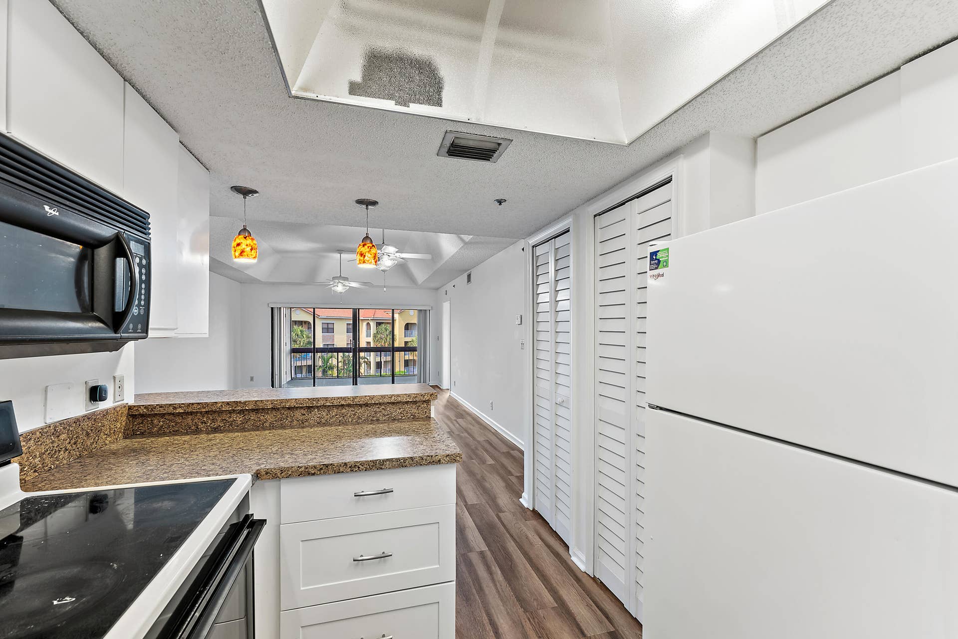 700 Uno Lago Drive, #404, Juno Beach, FL 33408 007-700UnoLagoDr-404-JunoBeach-FULL