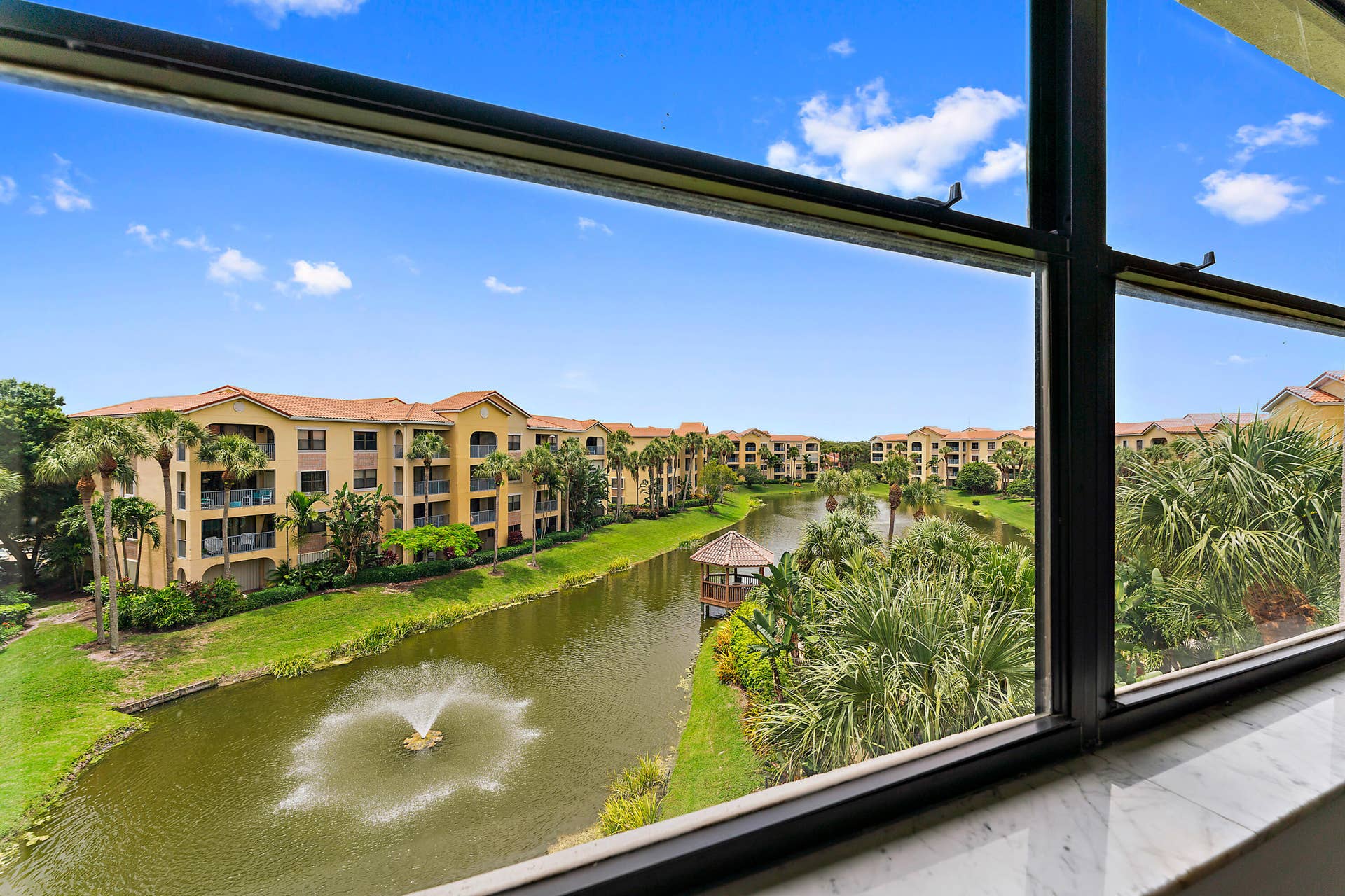 700 Uno Lago Drive, #404, Juno Beach, FL 33408 019-700UnoLagoDr-404-NorthPalmBeach-FL-3