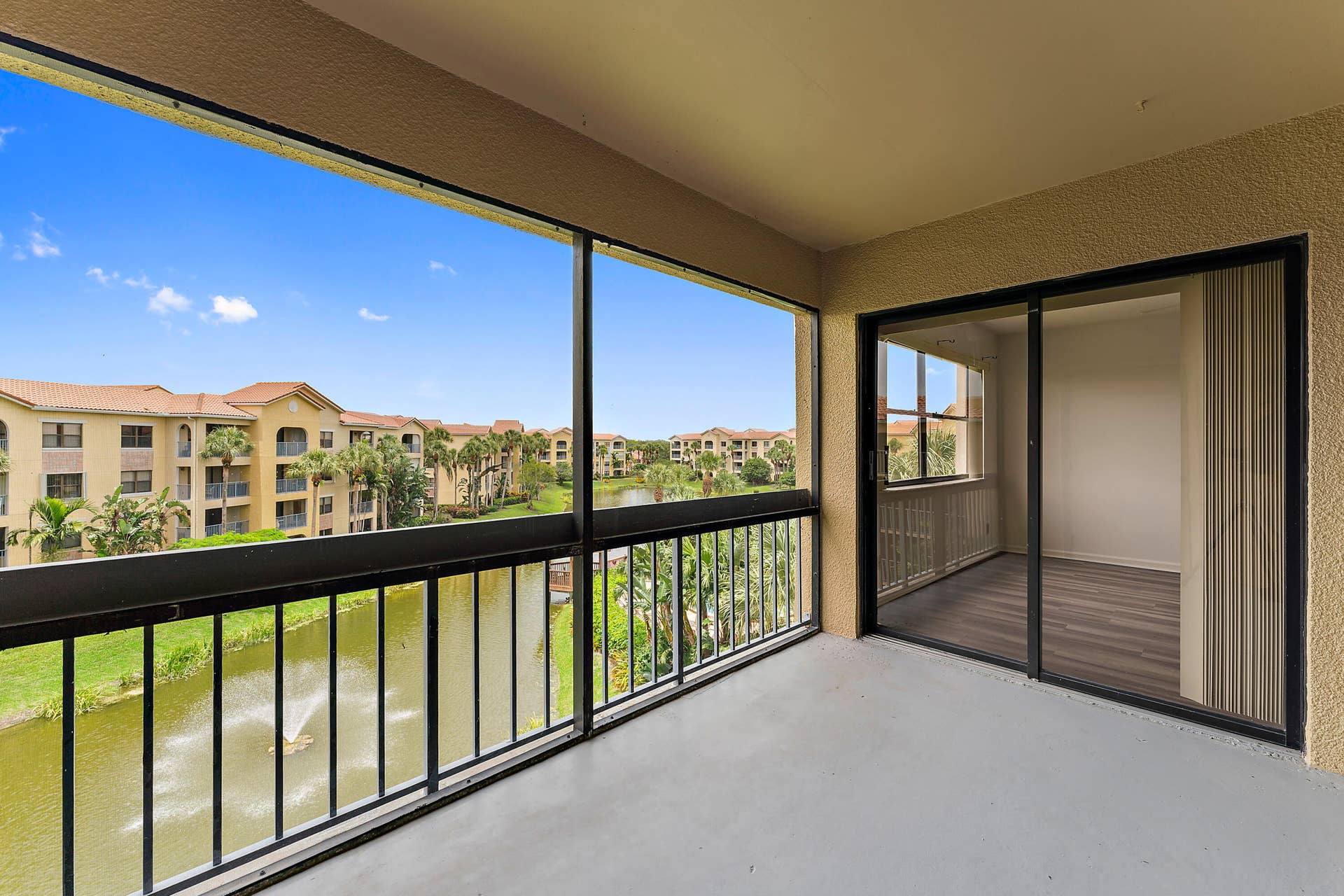 700 Uno Lago Drive, #404, Juno Beach, FL 33408 024-700UnoLagoDr-404-NorthPalmBeach-FL-3