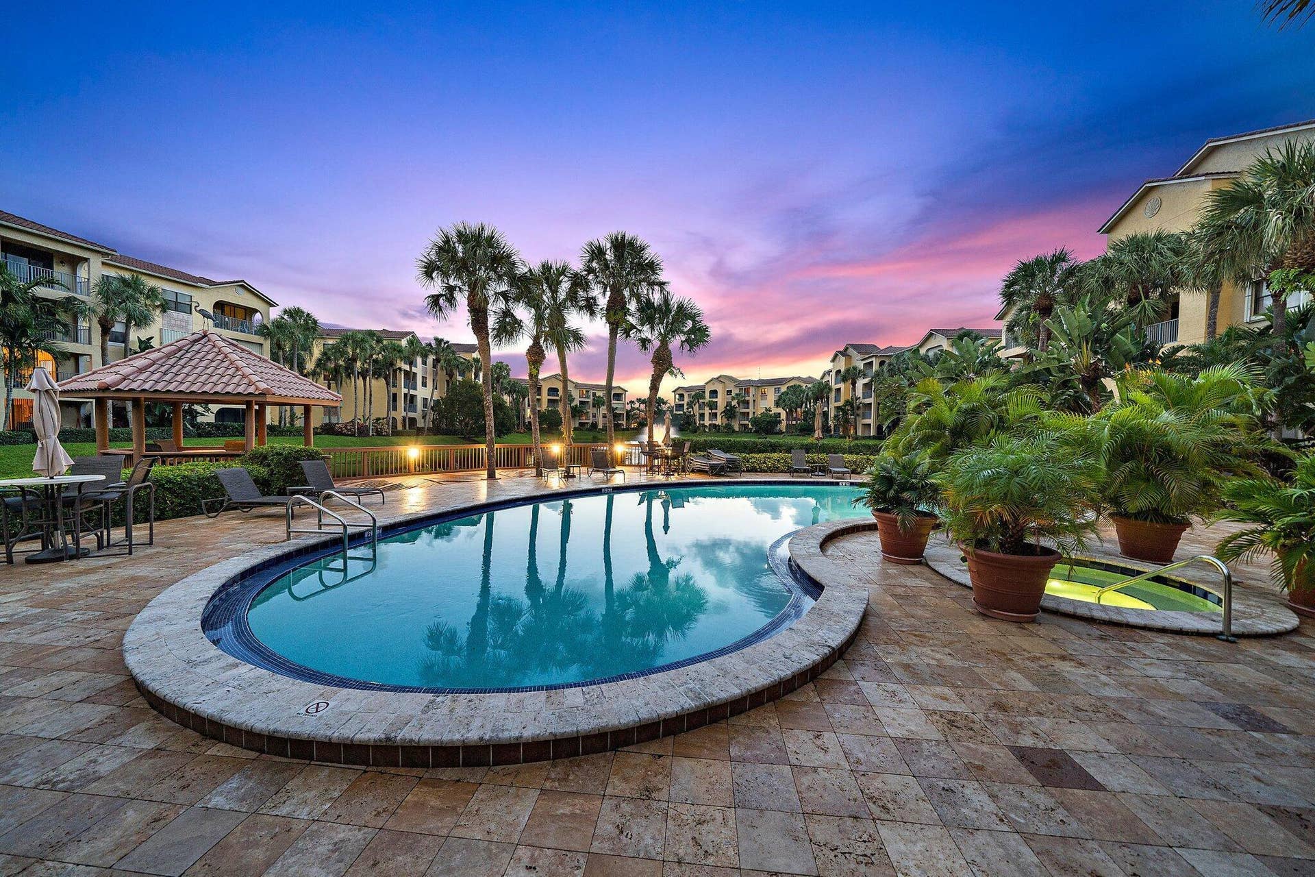 700 Uno Lago Drive, #404, Juno Beach, FL 33408 047-700UnoLagoDr304-JunoBeach-FL-SMALL