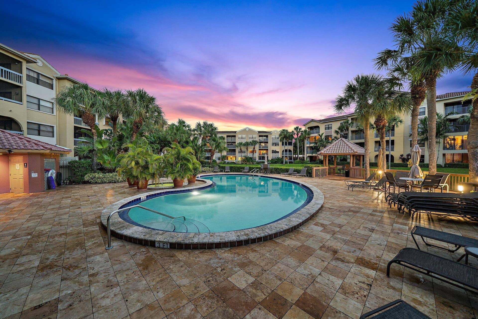 700 Uno Lago Drive, #404, Juno Beach, FL 33408 049-700UnoLagoDr304-JunoBeach-FL-SMALL